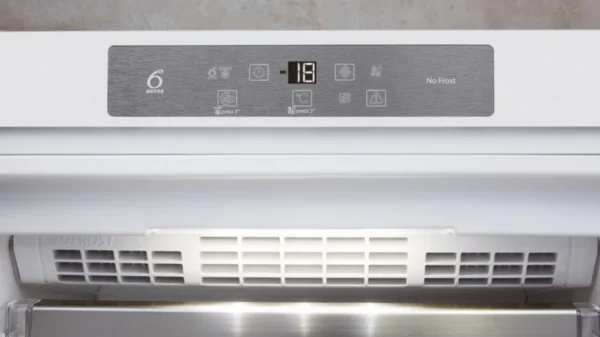 Whirlpool UW8 F2Y WBI F 2 Όρθιος Καταψύκτης 236lt No Frost - Image 7